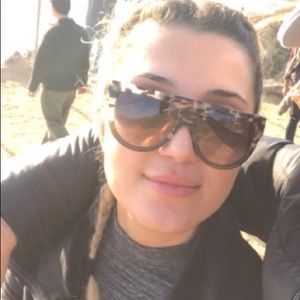 Meet your Posher, Nese